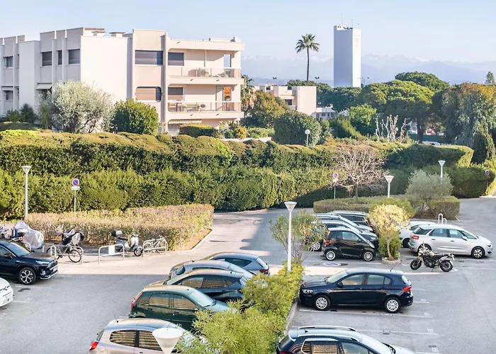 بيت للعطل Le Vauban Grand 2 Pieces Parking أنتيب