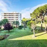Le Vauban Grand 2 Pieces Parking