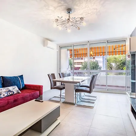 Le Vauban Grand 2 Pieces Parking Feriehus *