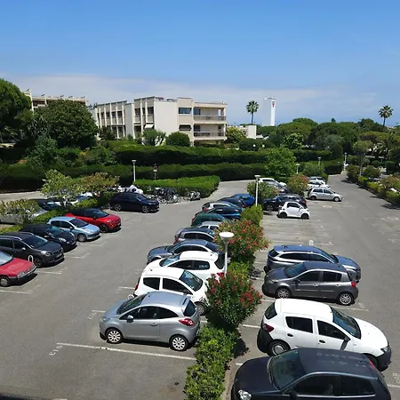 Le Vauban Grand 2 Pièces Parking * Antibes